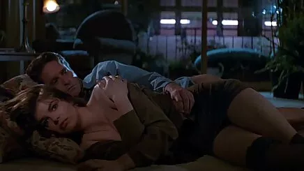 Katy Rose mặc đầu vớ trong khi đang lớn sex co trang