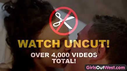 HUNT4K. Nóng chết tiệt ở phim sex thời cổ thủ đô của cộng Hòa séc