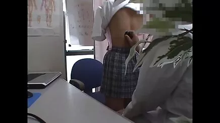 Gabriel Clark, Lớn Thực co trang sex